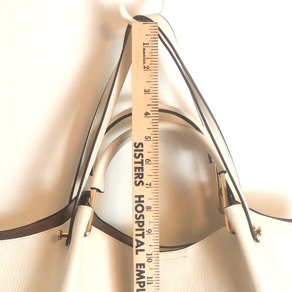 Sondra Roberts Squared Vegan Pebbled Leather Shoulder Tote Bag Cream Gold - Picture 3 of 16